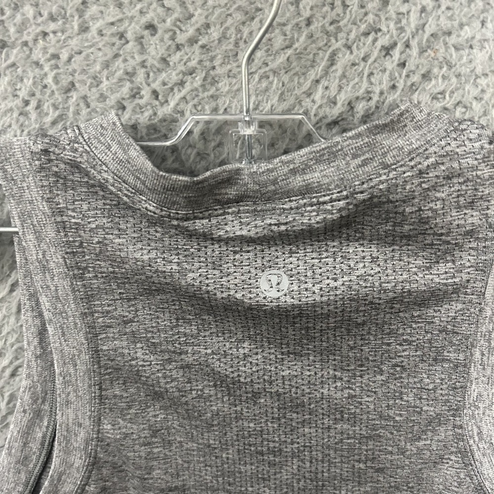Lululemon Shirt Womens 6 Gray Swiftly Relaxed Tank Top Stretch Gym Active Wear - Picture 8 of 11